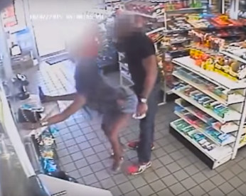 Mulher é presa por assédio após flagrada em vídeo fazendo “twerk” em desconhecido dentro de loja