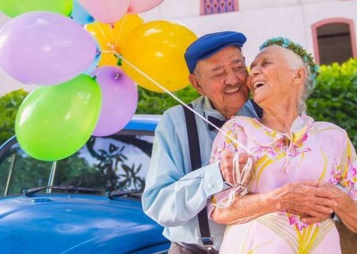 Ensaio de idosos casados há 69 anos emociona a web