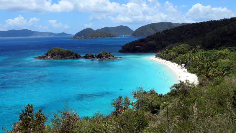 Turistas receberão 300 dólares para visitarem Ilhas Virgens