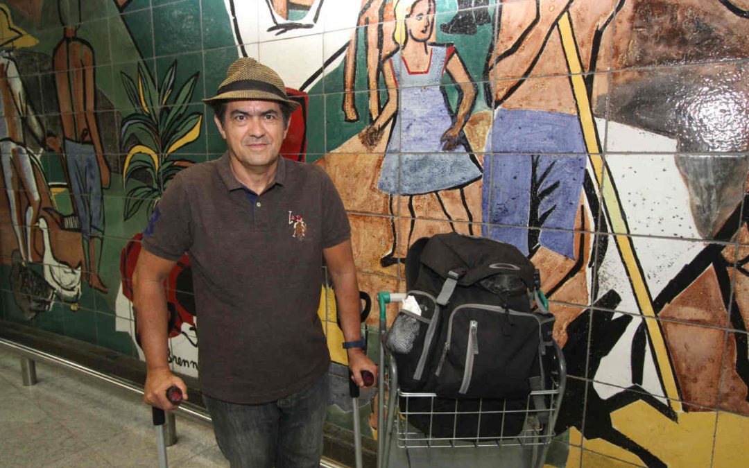 Maranhense chega ao Recife com 110 países na bagagem