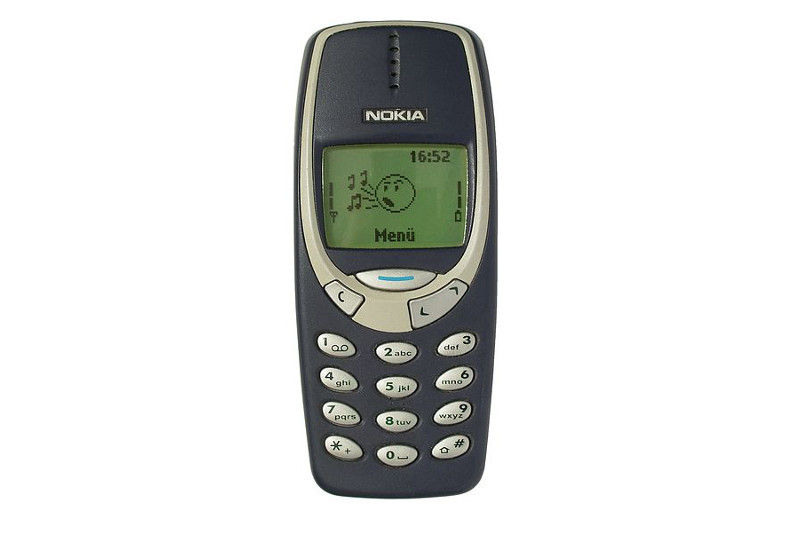 Após 17 anos, Nokia aposta em um modelo de celular 'clássico inquebrável' -  OitoMeia