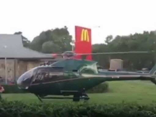 Homem pousa helicóptero na McDonald’s e compra lanche