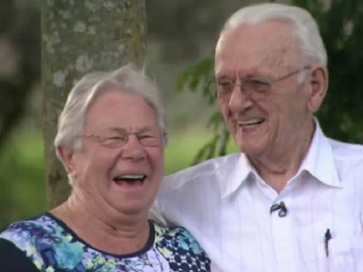 Após 72 anos, homem viaja para reencontrar 1ª namorada na Holanda