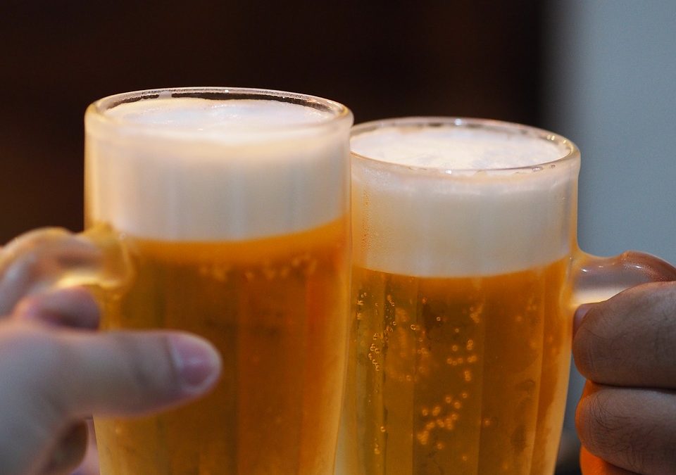 Cientistas criam cerveja com bactérias que aumentam a imunidade