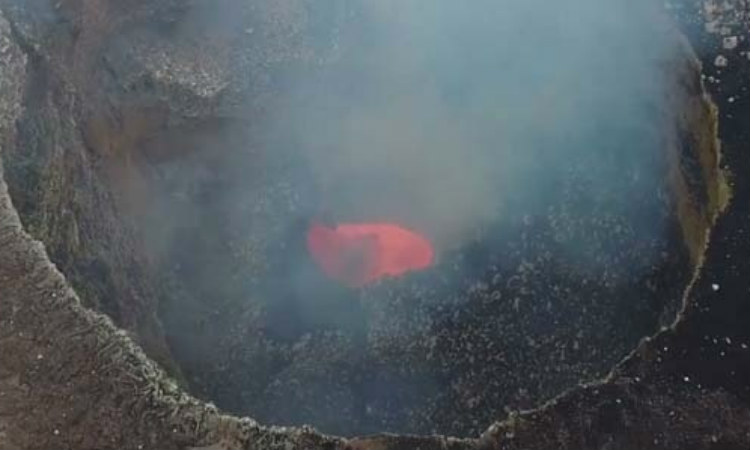 Expedição promove passeio virtual em vulcão ativo