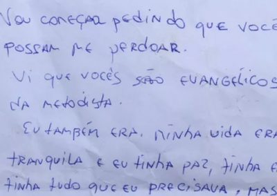 Ladrão se arrepende e devolve itens roubados com “carta de desculpas”