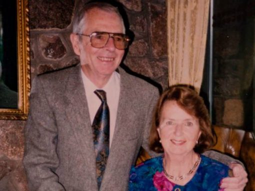 Mulher faz 70 anos de casada com homem que a salvou de bomba nazista
