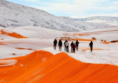 Fenômeno raro causa tempestade de neve no deserto do Saara