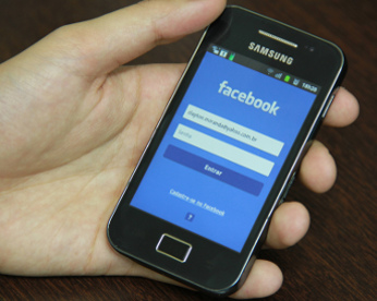 Aplicativo do Facebook compromete 20% da bateria de celulares