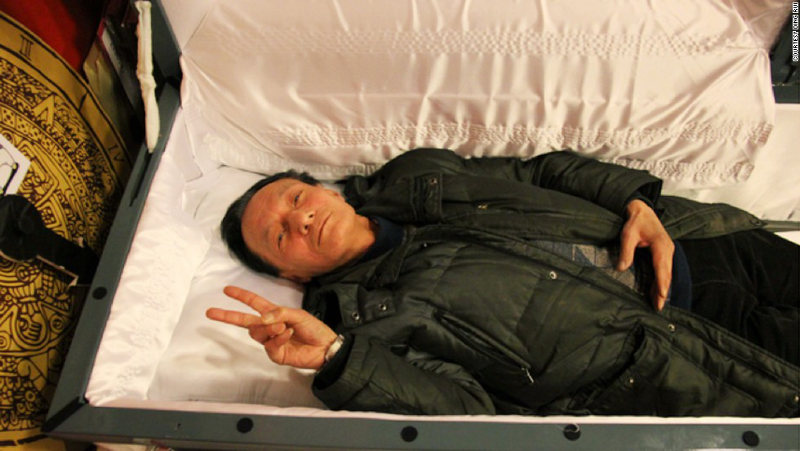 Simulador permite experiência de quase morte, na China