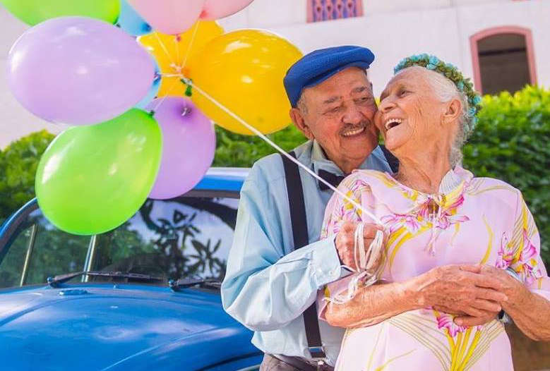 Ensaio de idosos casados há 69 anos emociona a web