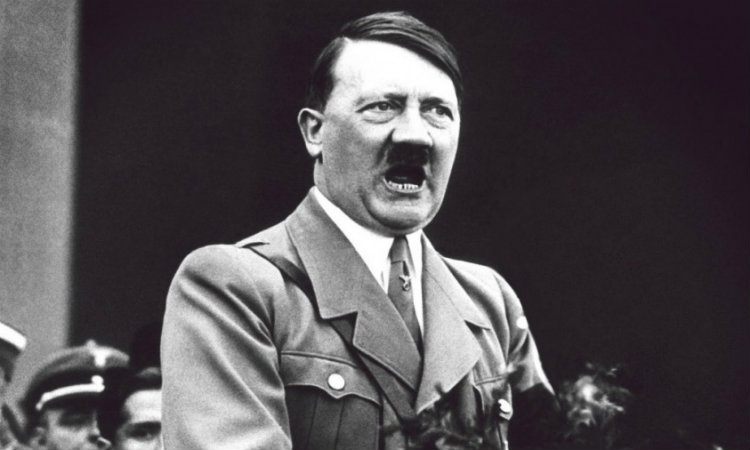 Hitler matava por desvio em prazeres sexuais fora do comum, aponta livro