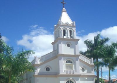 Vídeo de padre de cueca gera suspensão em igreja